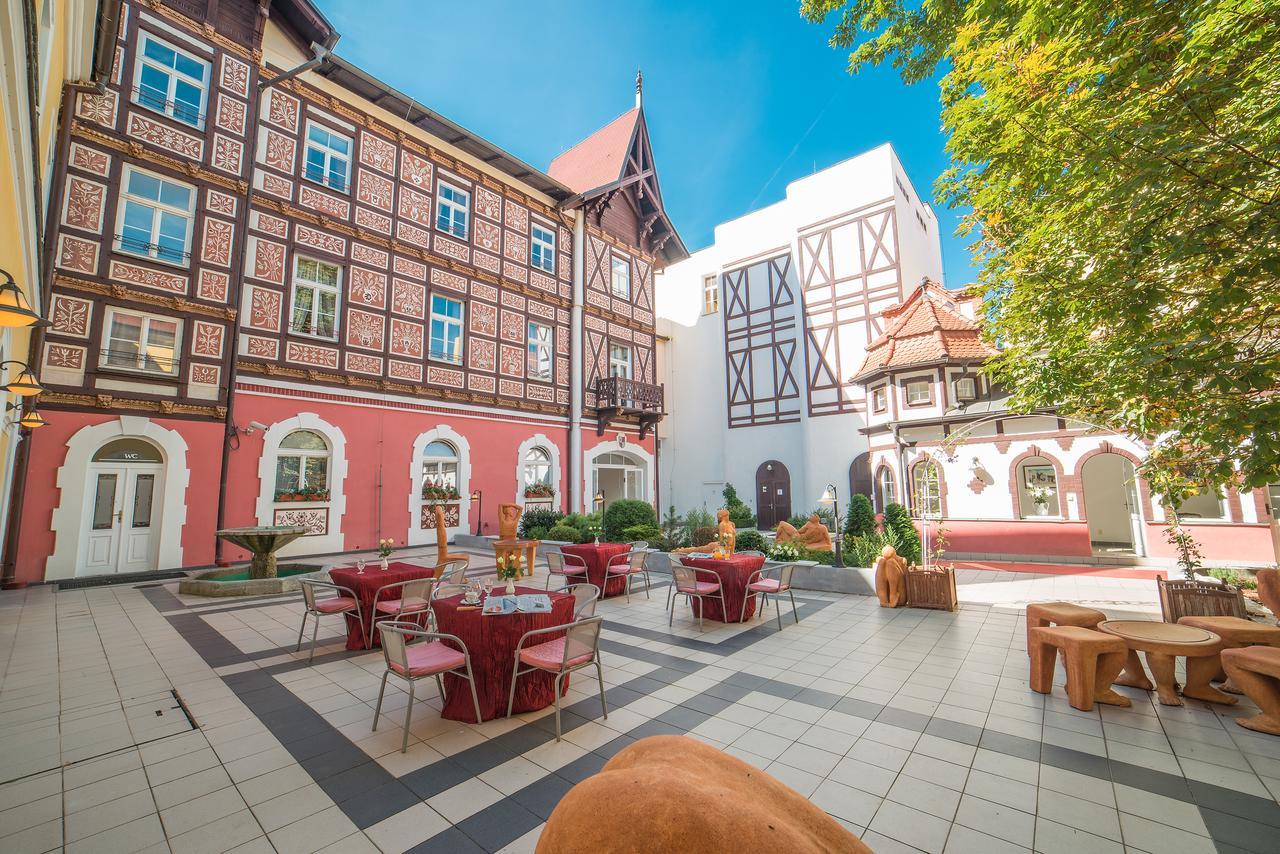 Hotel Three Lilies Inkl Aquaforum Františkovy Lázně 外观 照片