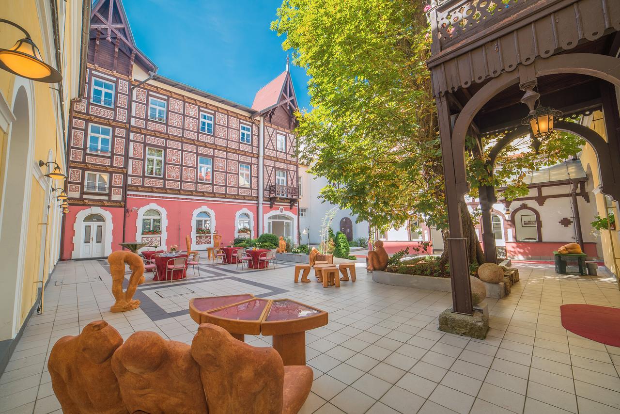 Hotel Three Lilies Inkl Aquaforum Františkovy Lázně 外观 照片