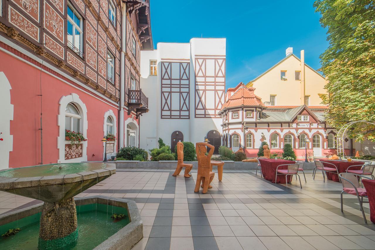 Hotel Three Lilies Inkl Aquaforum Františkovy Lázně 外观 照片