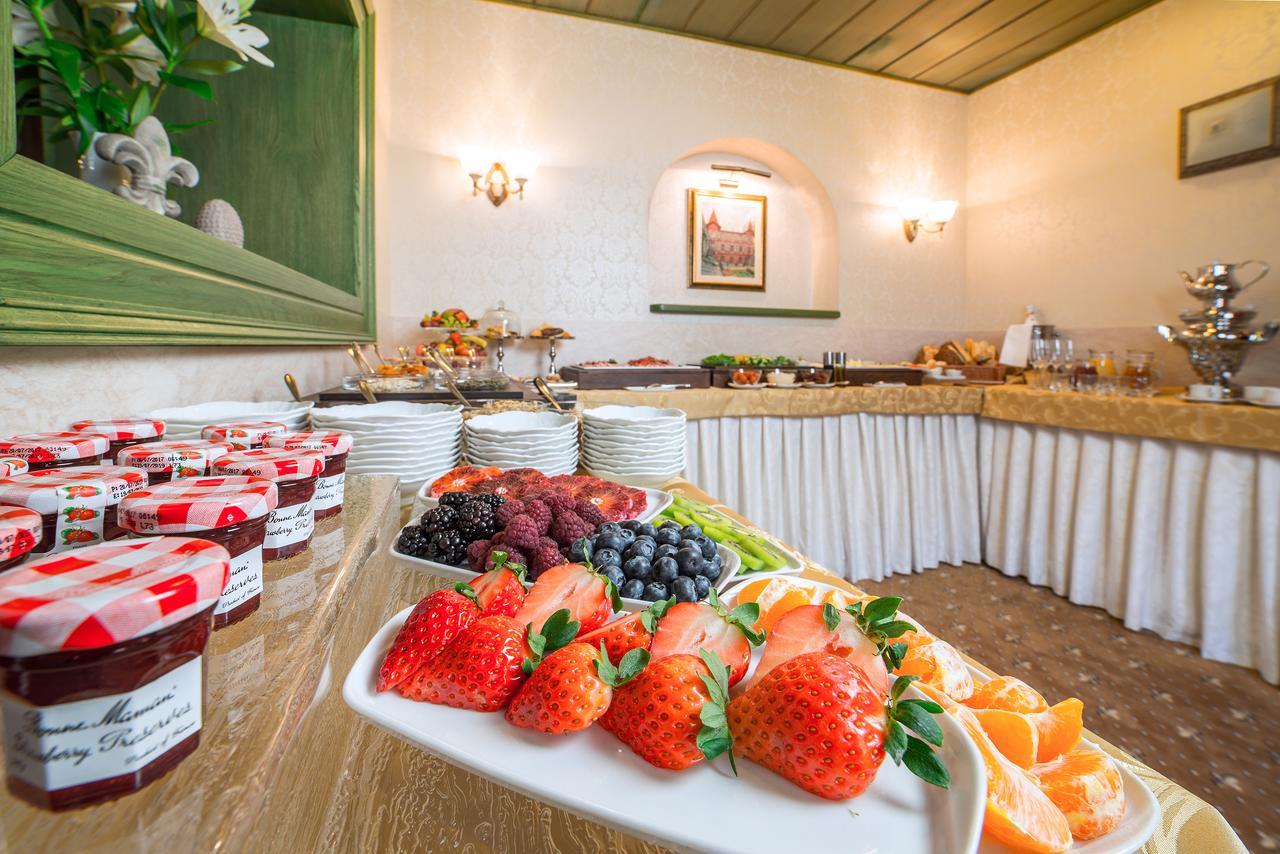 Hotel Three Lilies Inkl Aquaforum Františkovy Lázně 外观 照片
