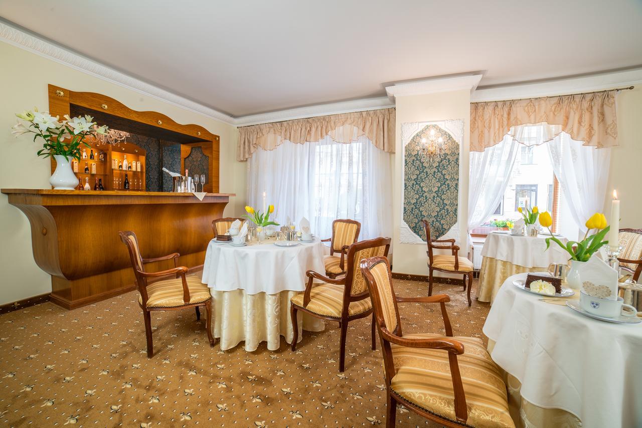 Hotel Three Lilies Inkl Aquaforum Františkovy Lázně 外观 照片