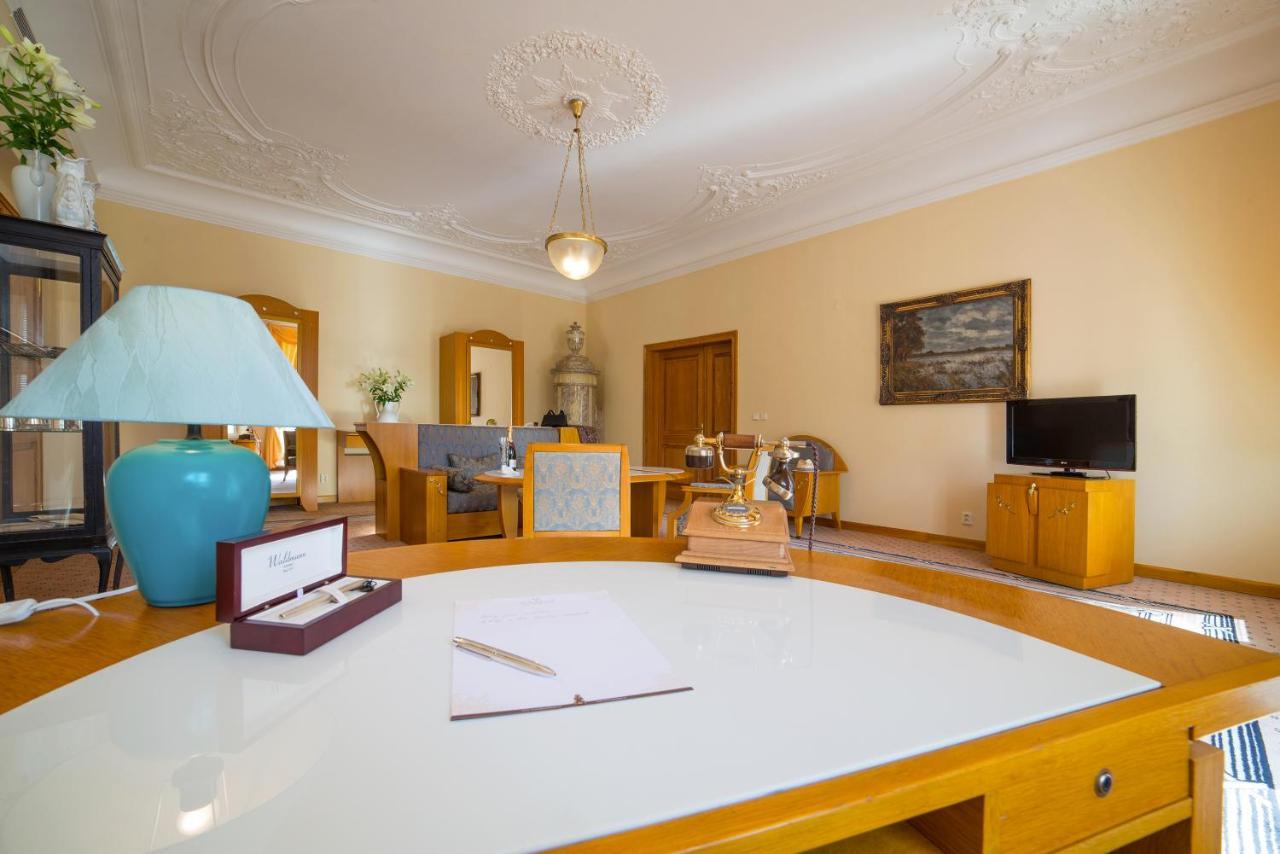 Hotel Three Lilies Inkl Aquaforum Františkovy Lázně 外观 照片